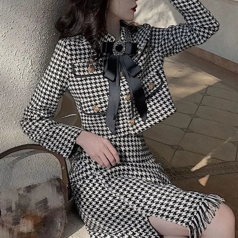 Elegant Tweed Style Suit Jacket And Matching Set Womens Autumn Fashionable AgeReducing Lightweight Ladies Outerwear 251022