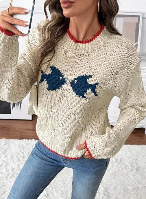 Color Blocking Border with Small Fish Pattern Round Neck Pullover Knitted Sweater for Women In Autumn and Winter of 251023