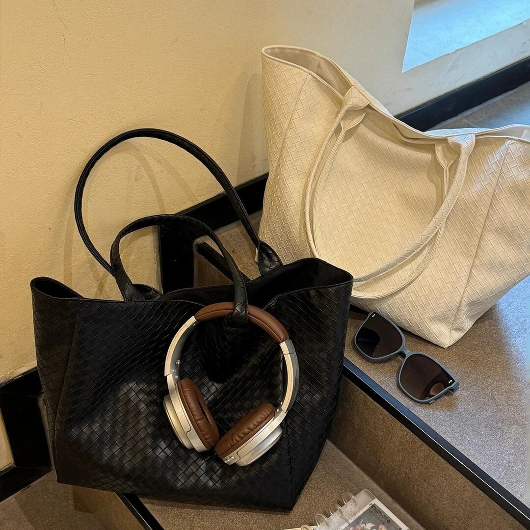 Luxury Brand Designer Bag Korean Style High-End Woven Bag For Women 2025 New Lazy Style Versatile Shoulder Bag Morning Commute Tote Large Bag