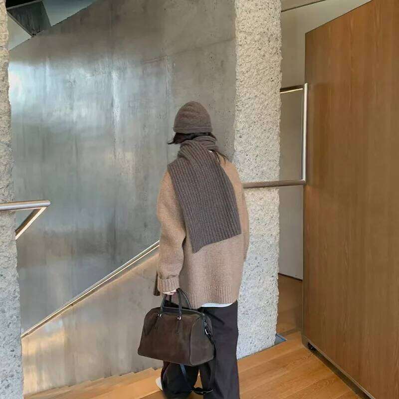 Autumn Winter New Niche Design Retro Old Money Style Commuting Casual Versatile Large Capacity Suede Shoulder Oblique Span Bag