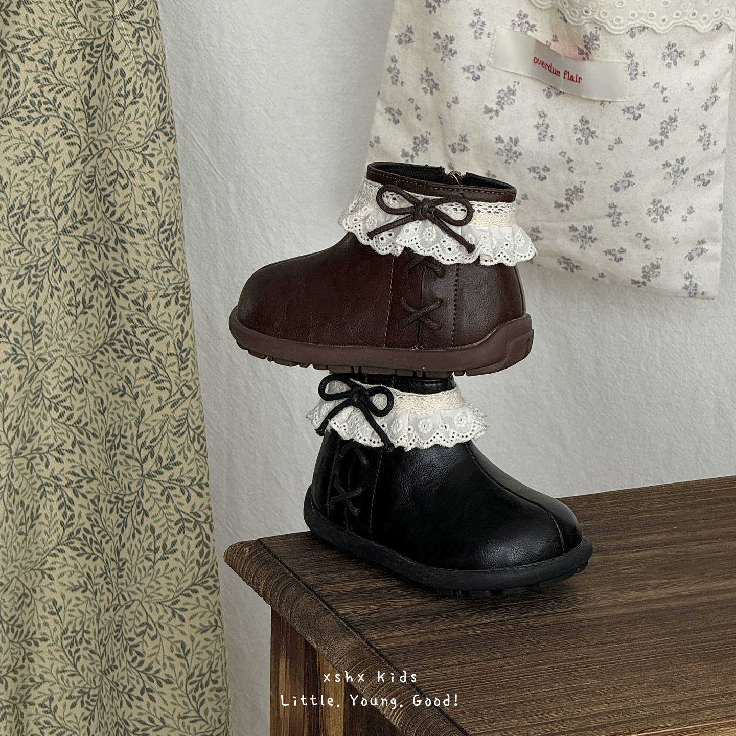 Girls' autumn wear with side zipper, wide head, functional rubber thick sole, durable, retro lace French style.L251023
