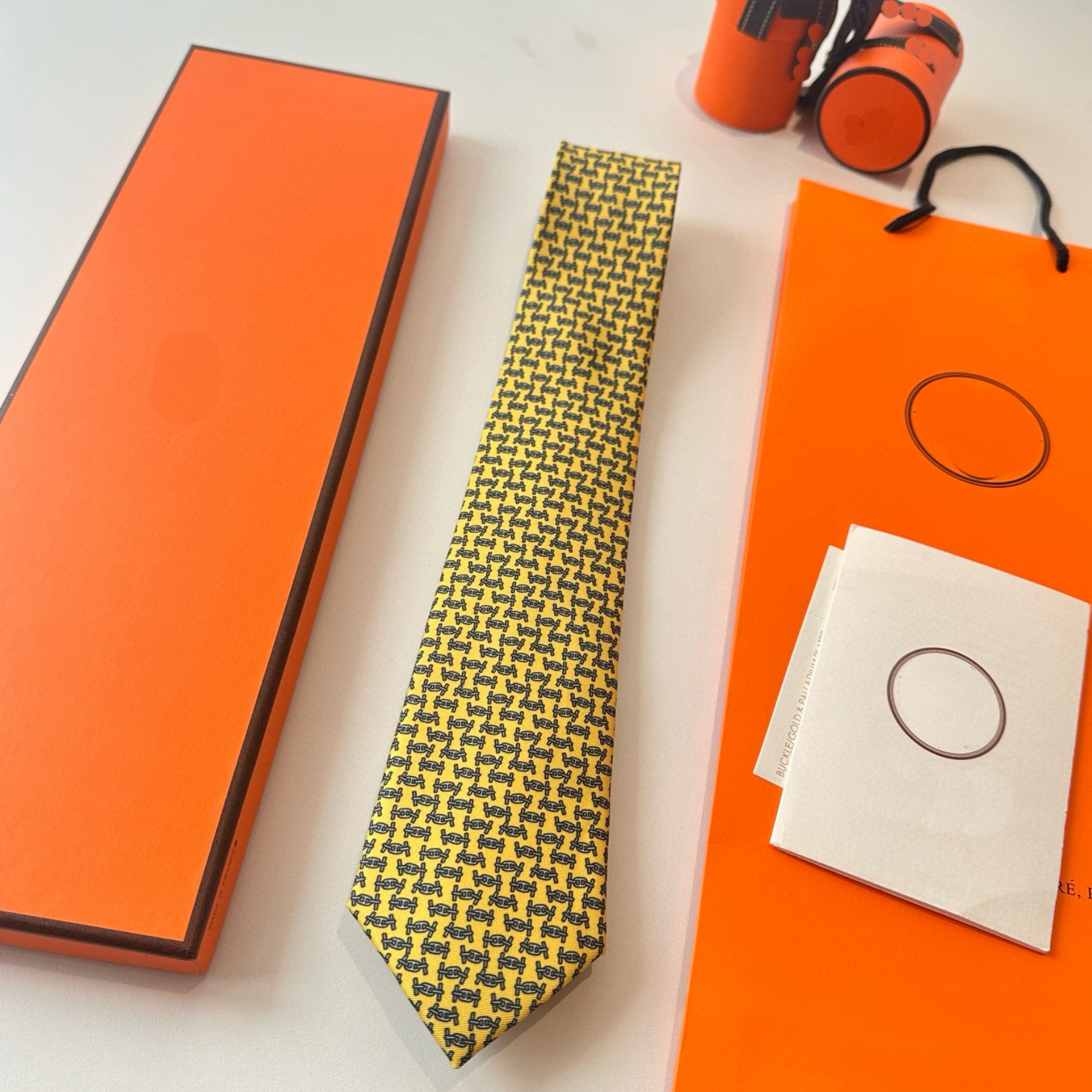 2025 new men's luxury silk tie - black checkered H-shaped jacquard, fashionable accessory designer for business, weddings, parties, and casual wear luxury tie 829