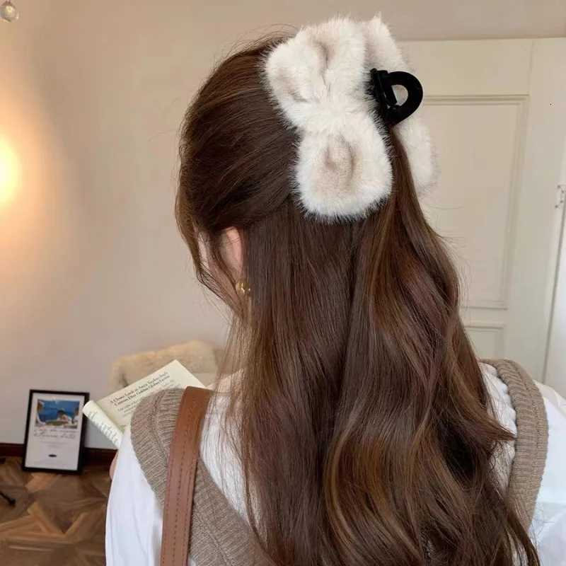 1pc Knot P Grab Clip AutumnWinter New Hair Clip Wens Back of Clip piece Shark Clip Y251023