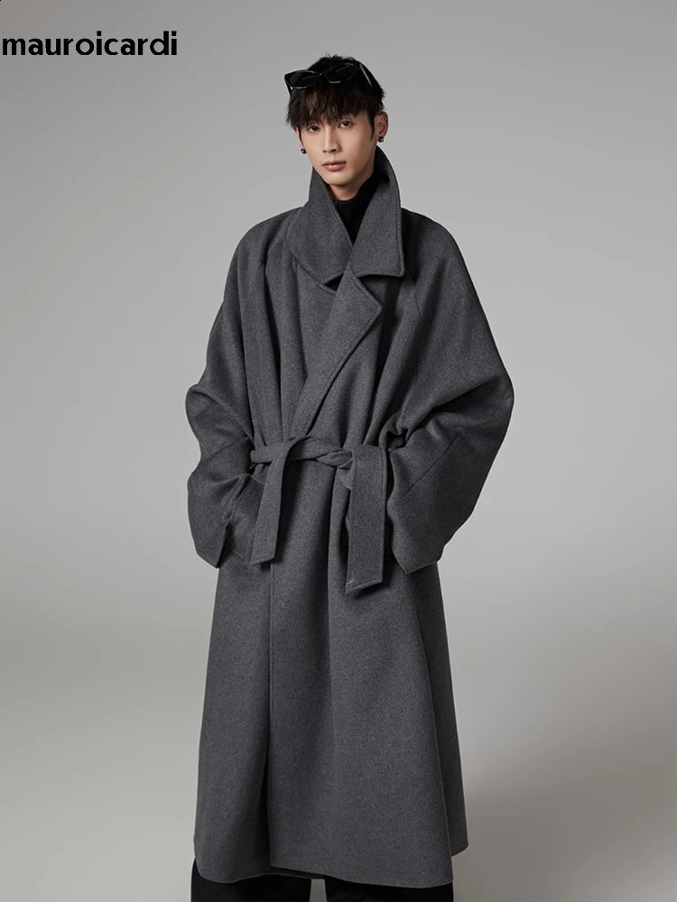 Mauroicardi Autumn Winter Oversized Extra Long Warm Gray Wool Blends Coat Men Sashes Raglan Sleeve y Woolen Overcoat 251023