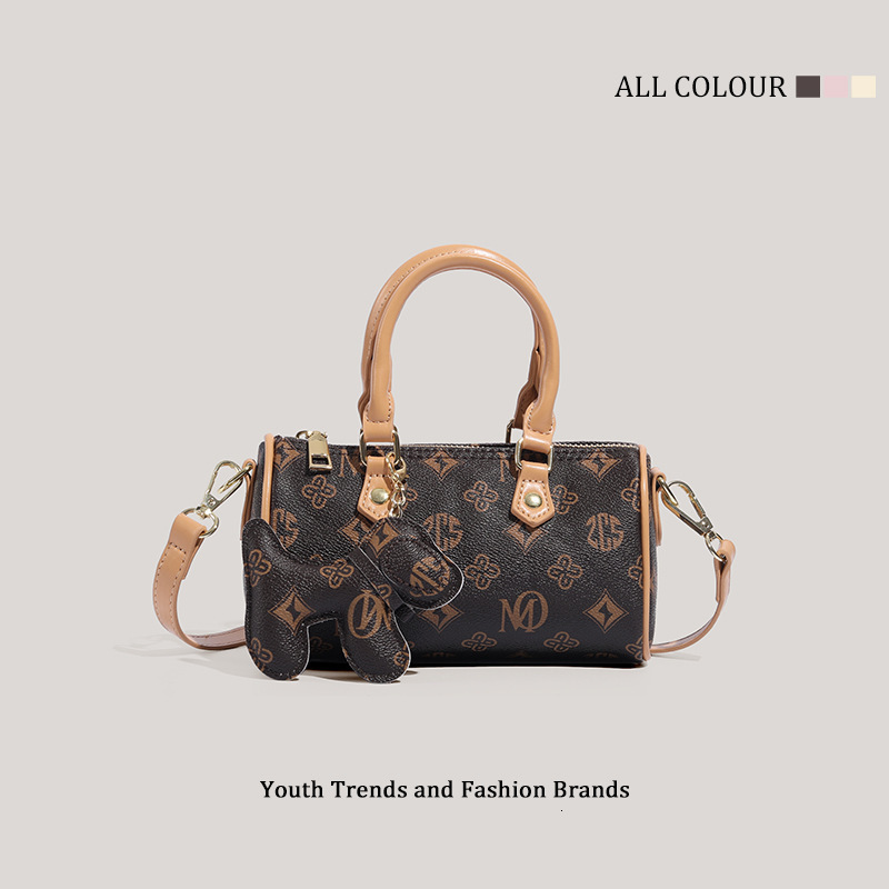 Luxury Brand Designer Bag Cdiwri&Kari High-Quality Fashion Handbag Pillow Bag Niche Bag 2023 New Single Shoulder Crossbody Bag