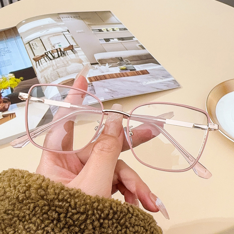 2025 New Flat Mirror Color Changing Anti Blue Light Glasses Metal Frame Optical Lens