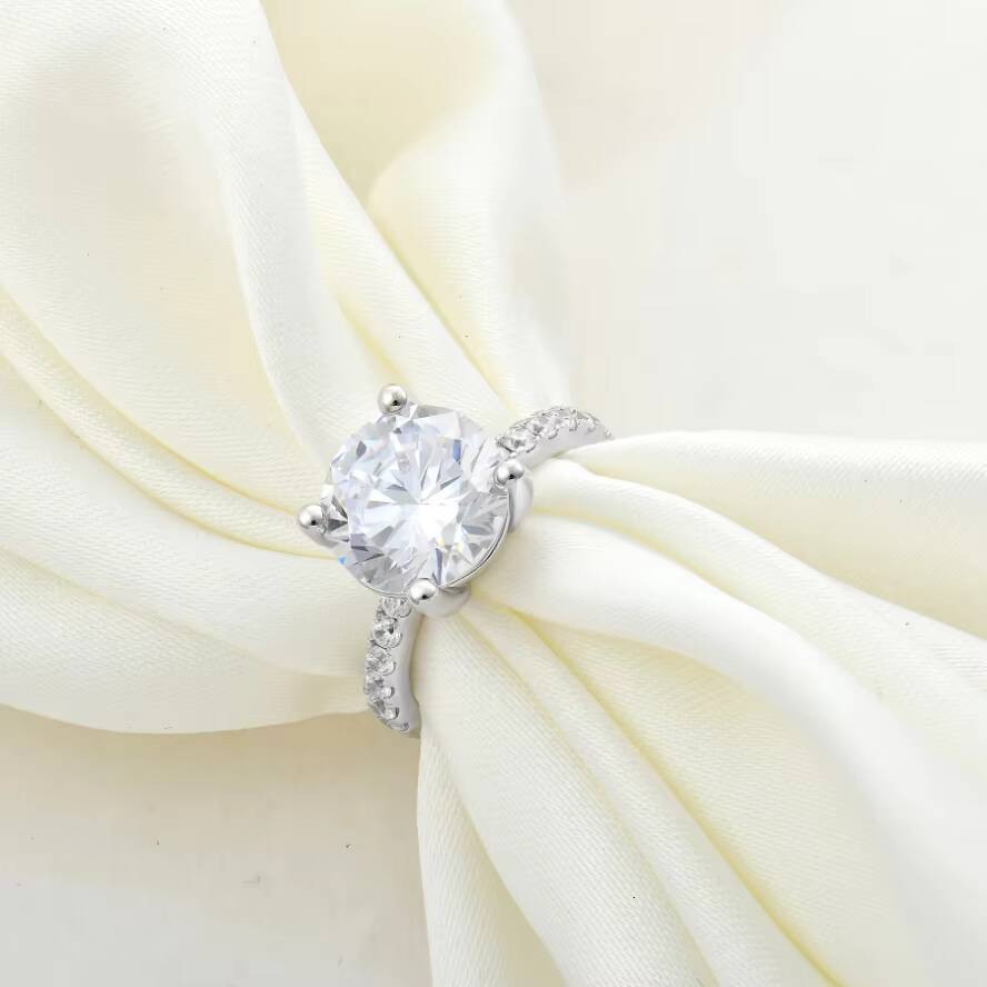 YILUN 4ct Moissanite Diamond Engagement Ring Rhodium Plated 925 Sterling Silver Moissanite Engagement Ring With GRA Certificate