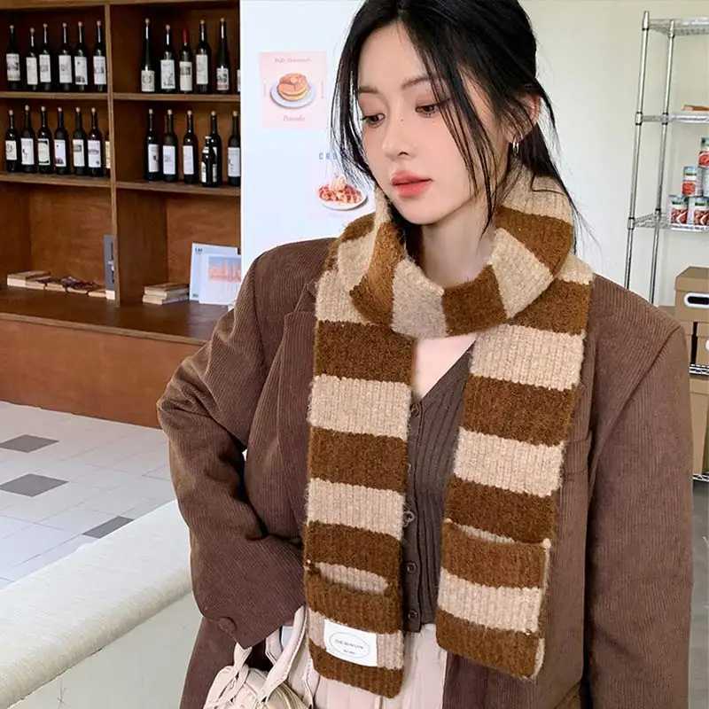 Japanese 2in1 Contrasting Striped Scarf Soft Wool Knitted Scarf Women Winter Versatile Simple Knitted Scarf Neck Warmer Scarf J251113
