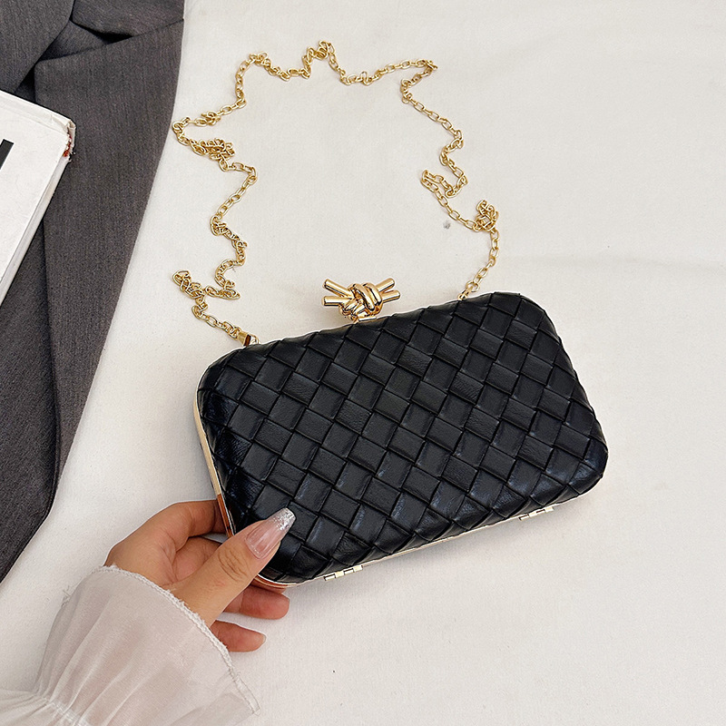 Luxury Brand Designer Bag New Track Women's Evening Bag 2025 New Handwoven Niche Design Chain Clutch Crossbody Bag