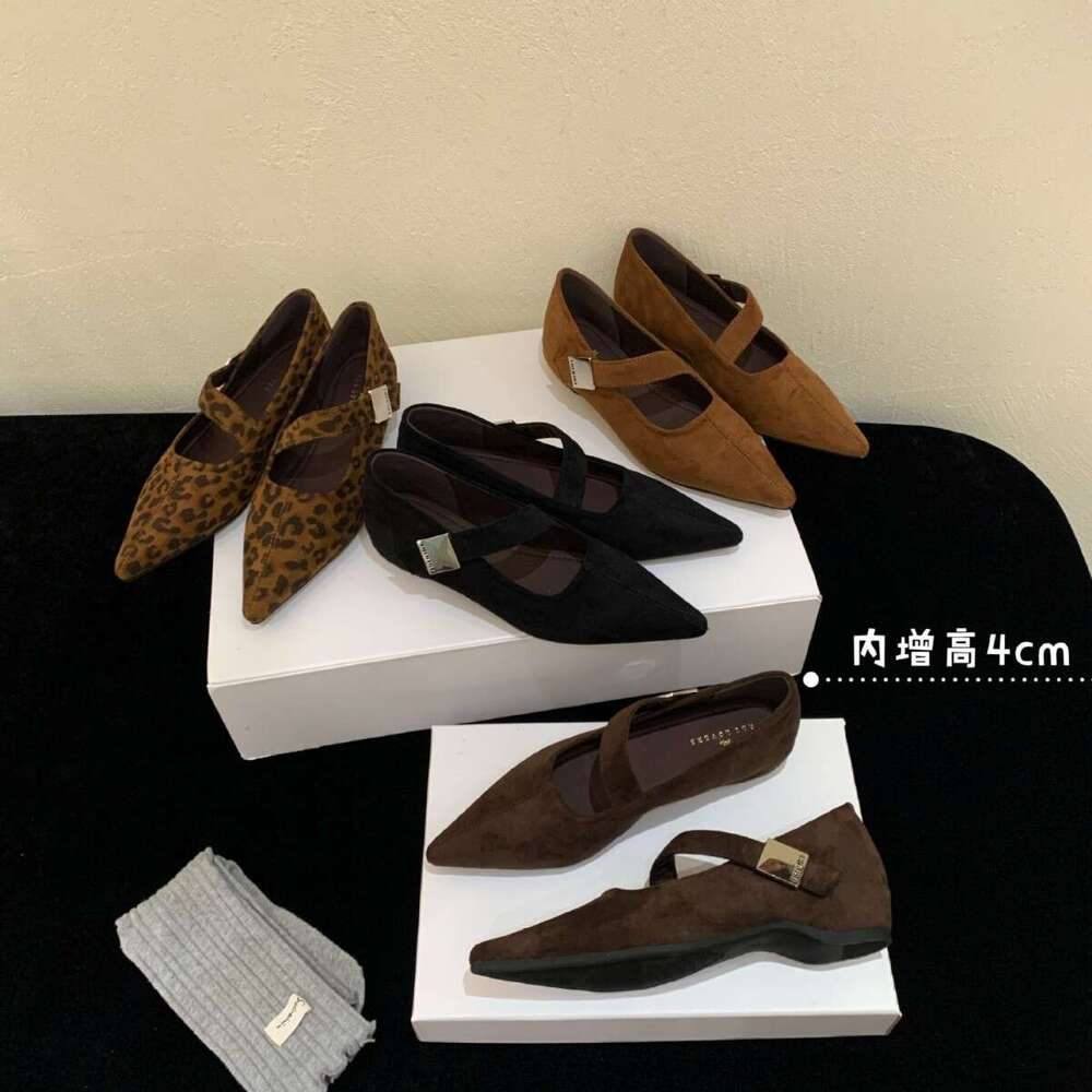 French Pointed 2025 Autumn New Model Women's Inner Height Increase Mary Jane Shoes Versatile Comfortable Trendy