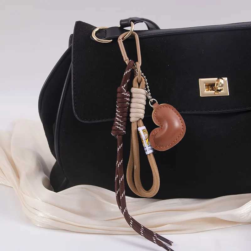 New Simple Love Series Bag Pendant Schoolbag Woven Lanyard Highend Peach Heart Mobile Phone Case Back Clip Keychain Accessories Z251023