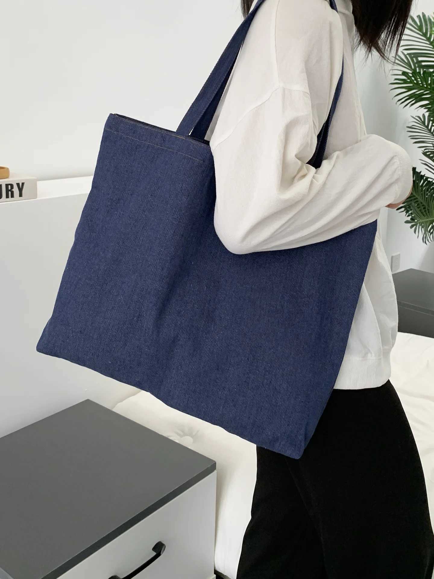 Solid Color Simple Womens Shoulder Bag Large Capacity Portable Ladies Shopping Bag Retro Denim College Girls Book Tote HandbagsL251023