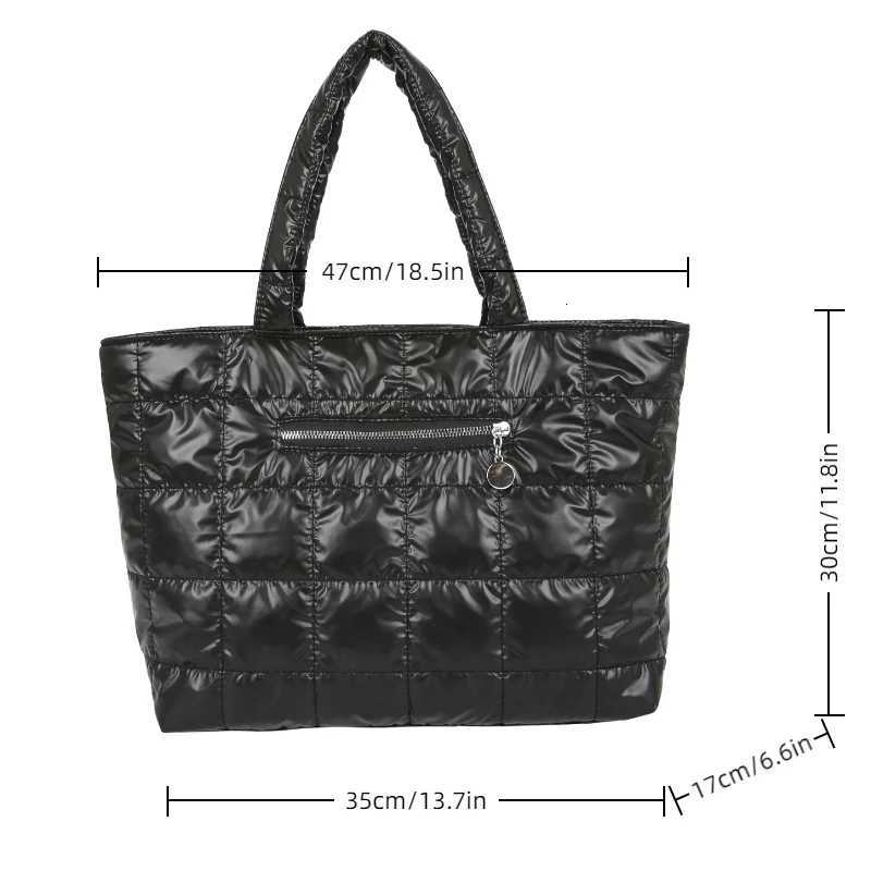 Fashionable Womens Tote Bag Large Capacity Quilted Checkered Handbag Perfect for Daily Outings Travel Work Commuting EtcL251023