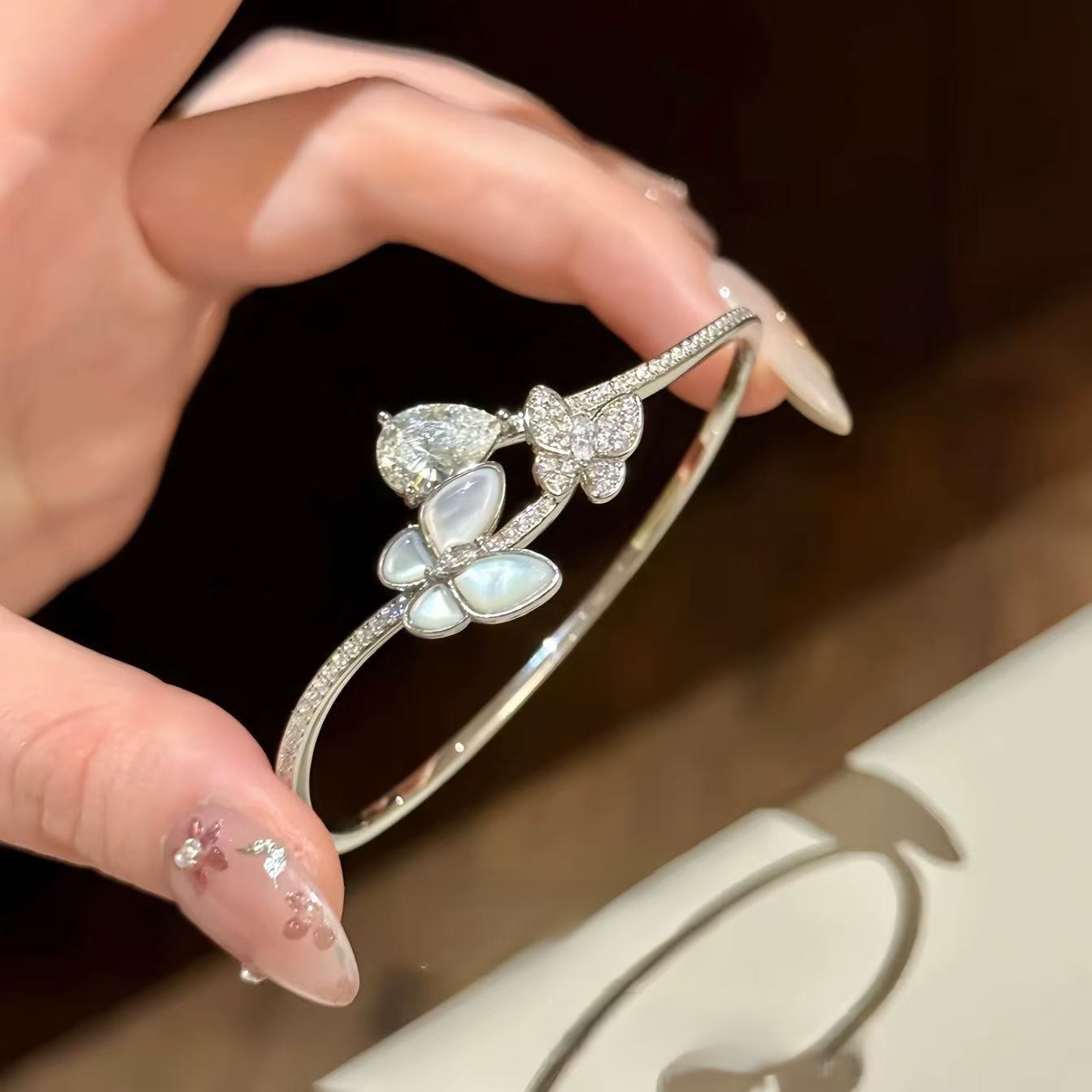 TaiYang New Gold Plated Copper Cat's Eye Butterfly Bracelet, Full Zirconia Teardrop Bangle with Elegant Floral Accents