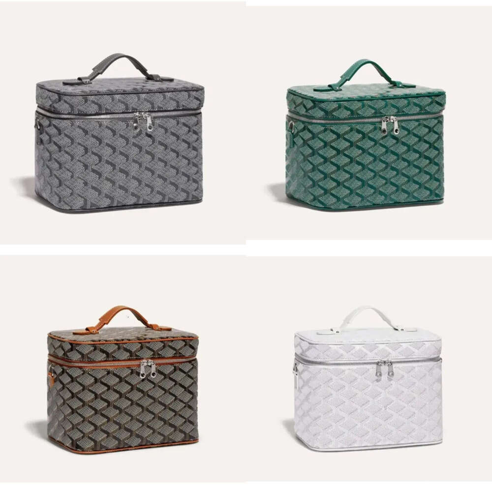 Luxury Handbag Leather Crossbody Bag Women Designer Cosmetic Pouch With Shoulder Stra Portable Makeup Organizer Beauty Box Purse For Travel Cases Shoulder Bag