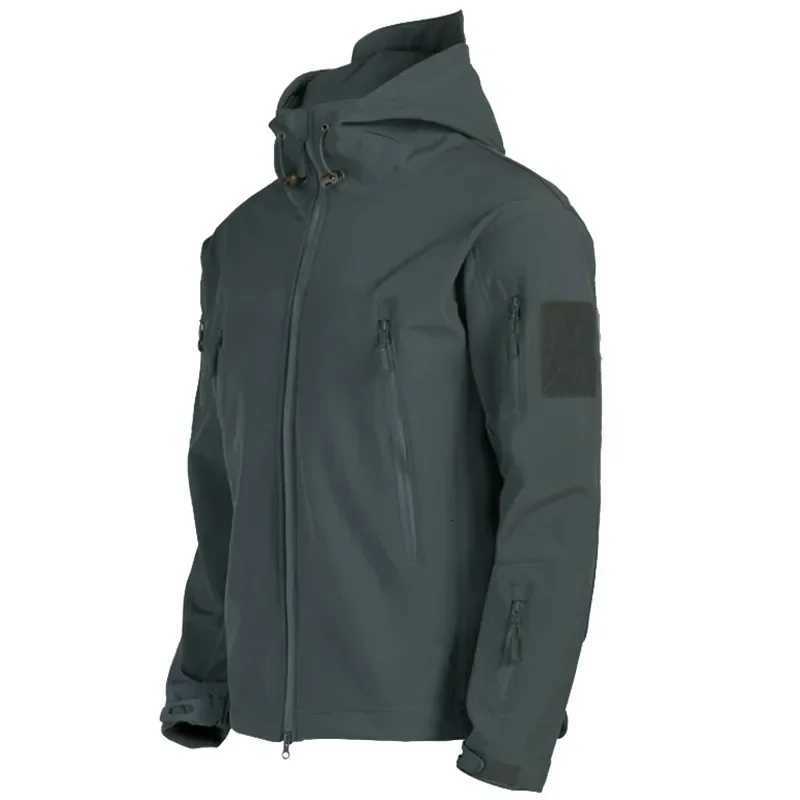 Motorcycle Shark Skin Soft Shell Jackets Men Tactical Windproof Waterproof jacket men Combat Jackets Mens Hooded Bomber Coats W251023