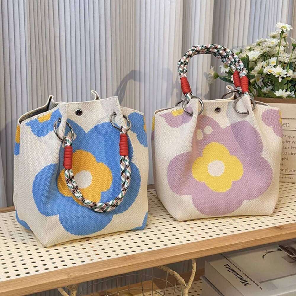 This multi-color knitted retro bucket handbag is simple color-blocked, versatile and easy to carry with you