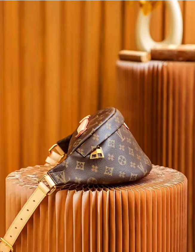 Designers luxurys Women Men Waist Bags Bumbag Cross Body Shoulder Bag Temperament Bumbag Cross Fanny Pack Bum Bags AAAAA005