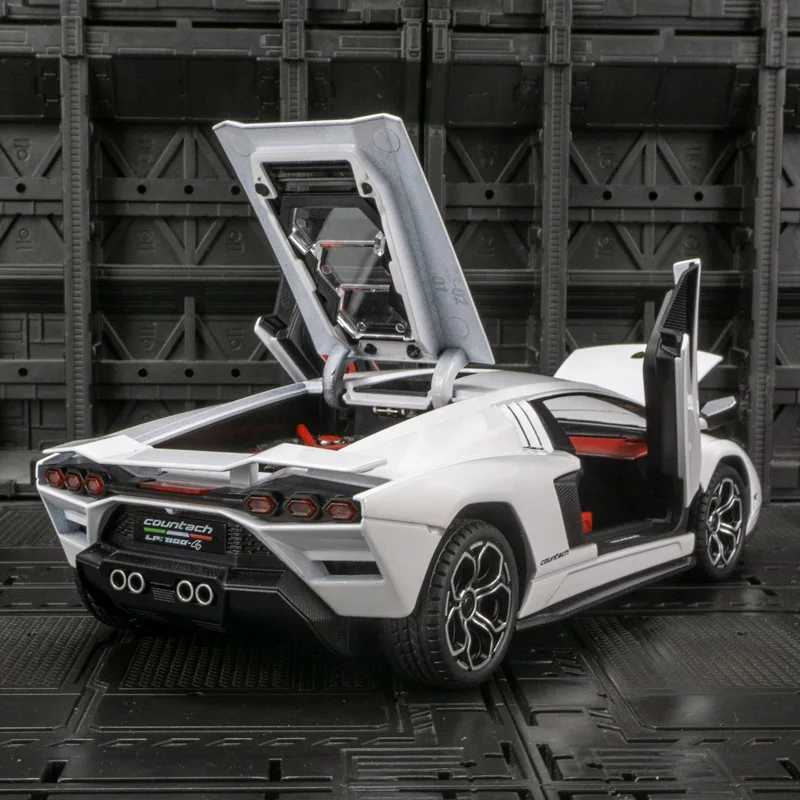 124 Lamborghini LPI800 alloy car model ornaments super running car a childrens toy car with sound and lighting functionsT251023