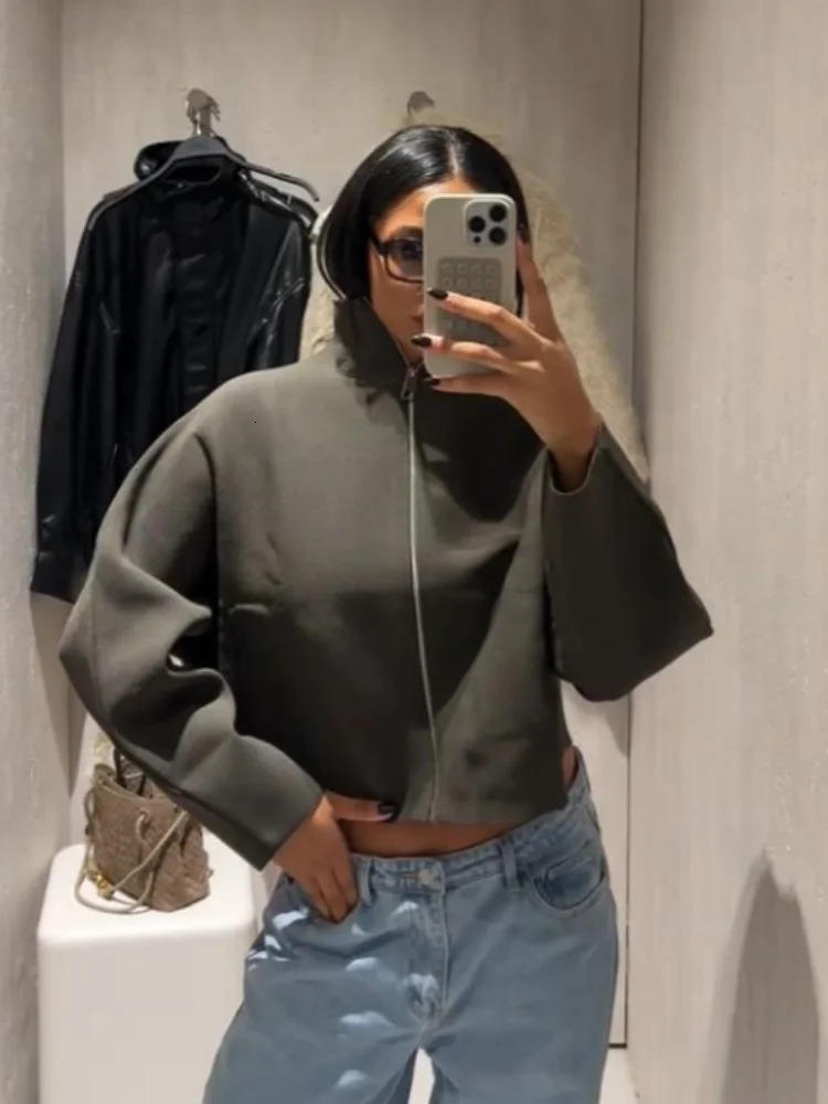 Stand Zipper Short Jacket Womens Early Autumn Solid Long Sleeve Loose Coats Fashion Commute Ladies Outerwear 251020