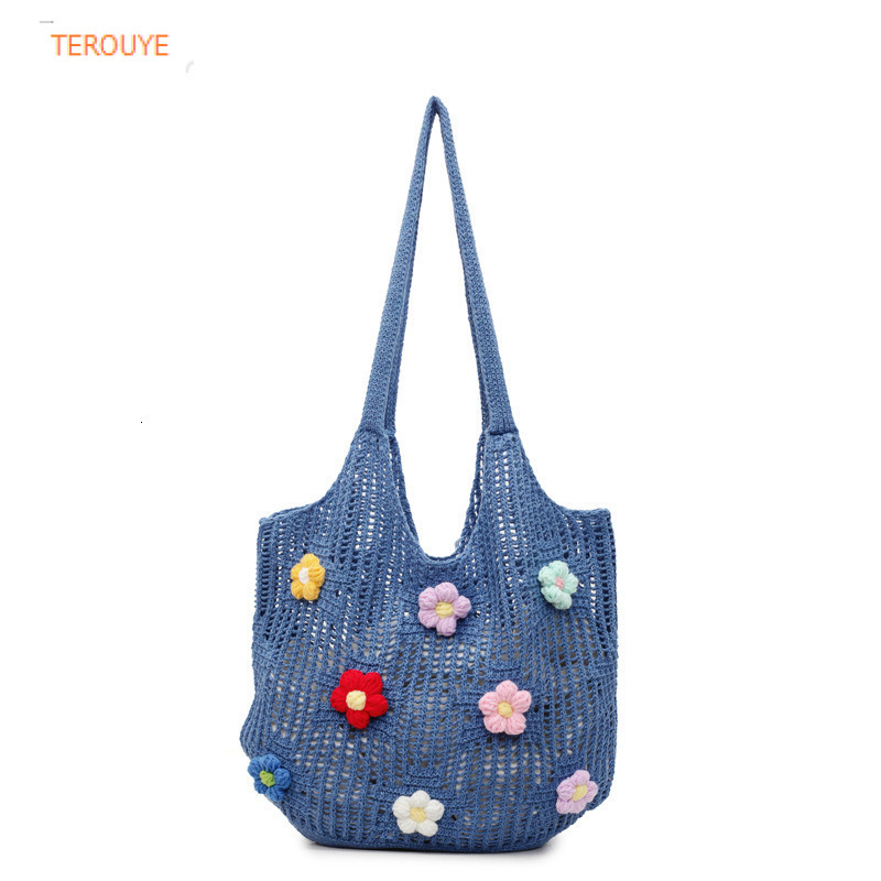 Autumn and winter new hollow knitted woven fabric bag, Korean style niche style, large capacity fashion trend design, women's shoulder bag design