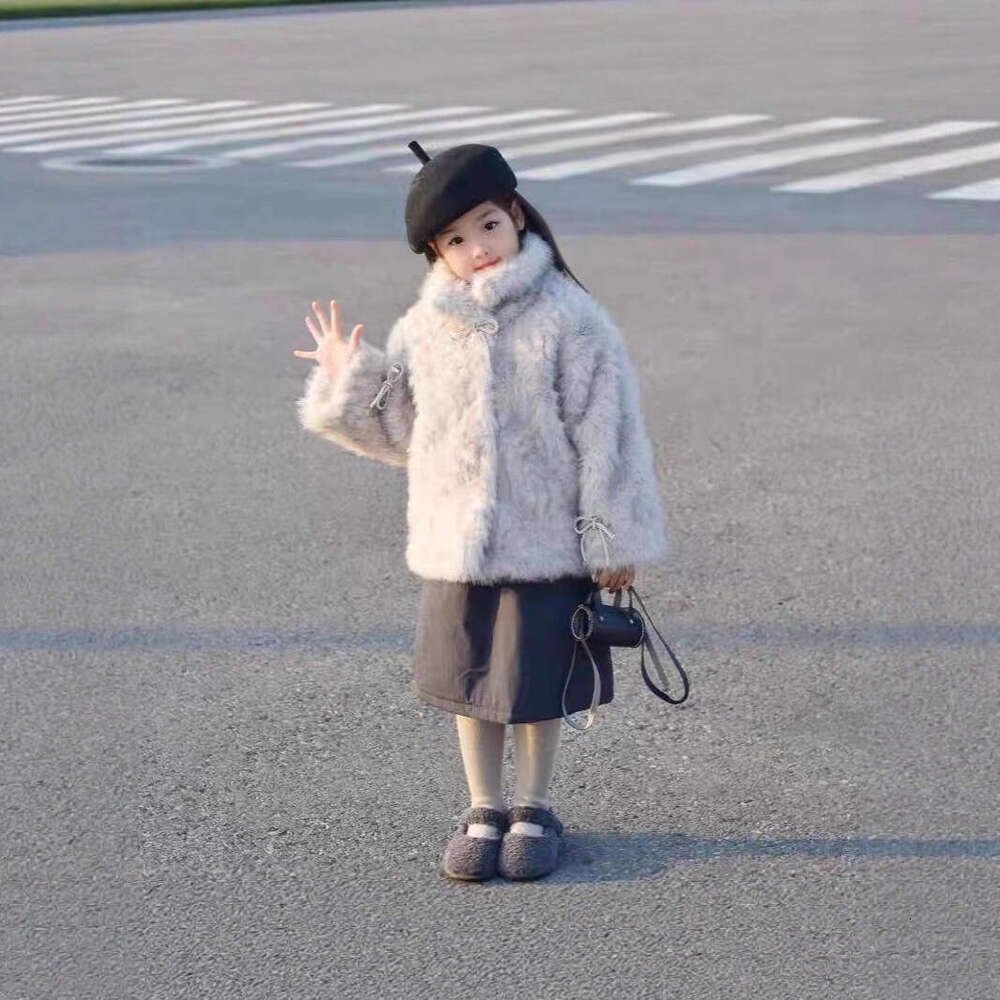 Fox Coat Faux Girls' Fur EcoFriendly Children's Winter New Plush Top Sweet Butterfly for Girls '