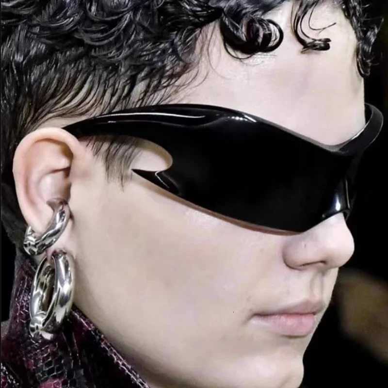 Luxury Brand Sports Punk Y2K Sunglasses Women Men Unique Goggle One Piece Sun Glasses For Male Cycling Hip Hop Shades UV400W251023