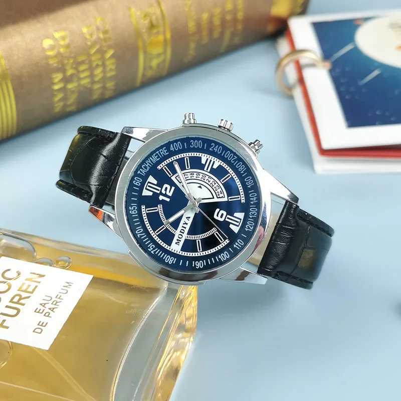 Fashion Mens Watch Luxury Leather Band Quartz Wrist Business Watch Simple and Stylish Dress Wristwatch Men Clock Sport WatchesL251023