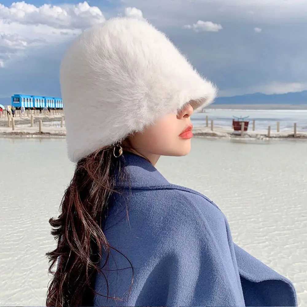 Outdoor Plush Bucket Hat Warm Soft Panama Hat Furry Winter Basin Sun for Wen FishermanW251023