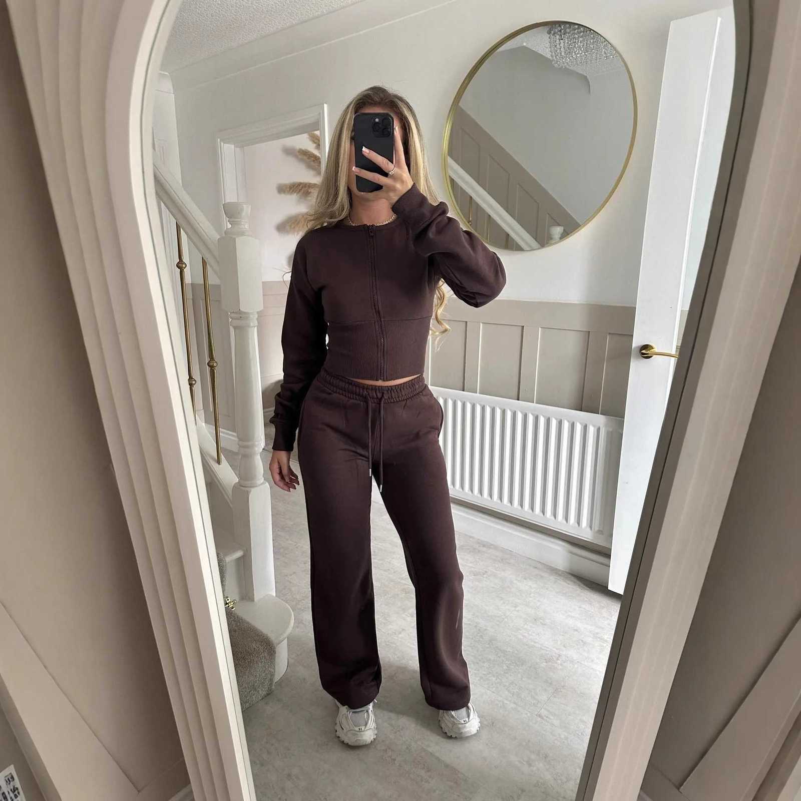 Fashion Set For Women Autumn 2025 New Slim O Neck Zipper Coat Top Wide Leg Pants Two Piece Set Leisure Sportswear Sets OutfitsT251022