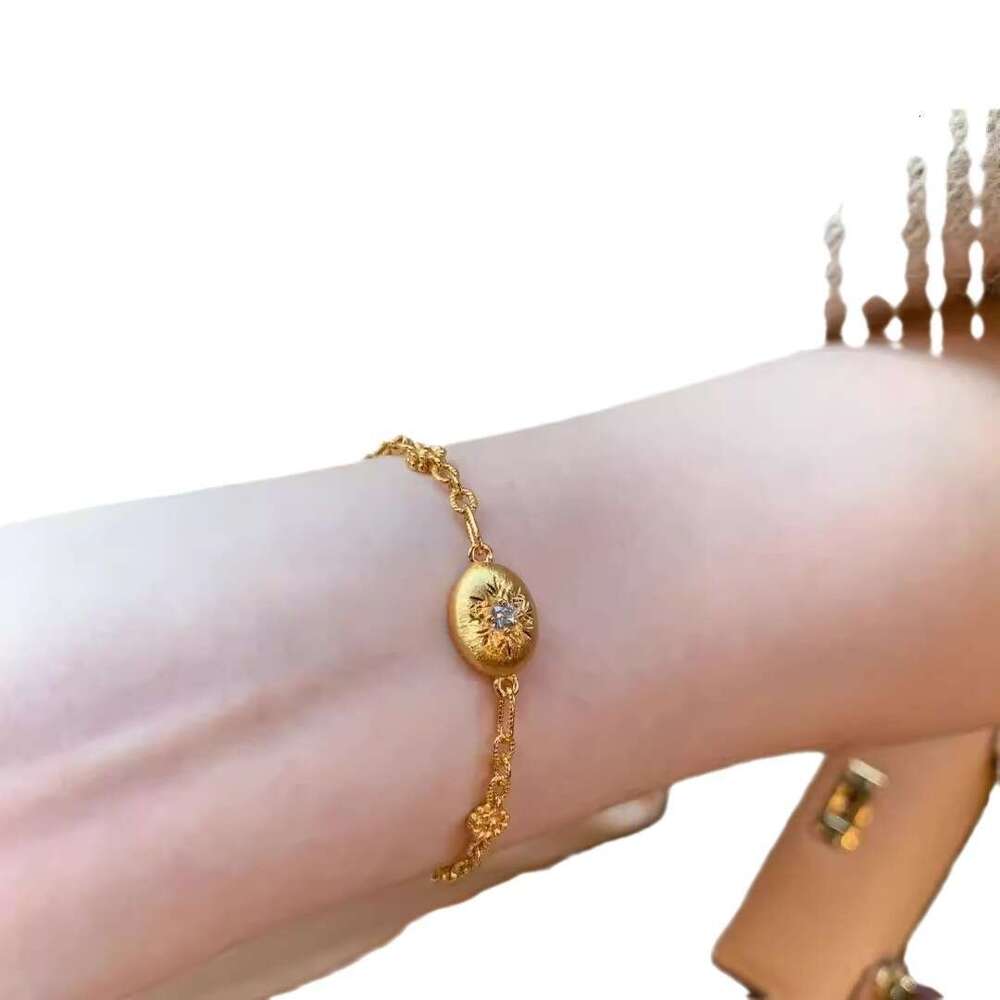 New Niche Design Brushed Carved Vintage gold Heavy Craft Light Style Elegant Women's Bracelet