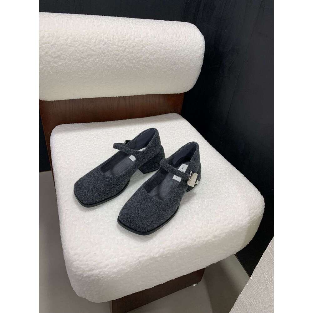 2025 Autumn Winter New Women's Thick Mid-Heel One-Strap Buckle Lamb Wool Square Toe Fleece-Lined Mary Jane Shoes Warm Stylish Designer