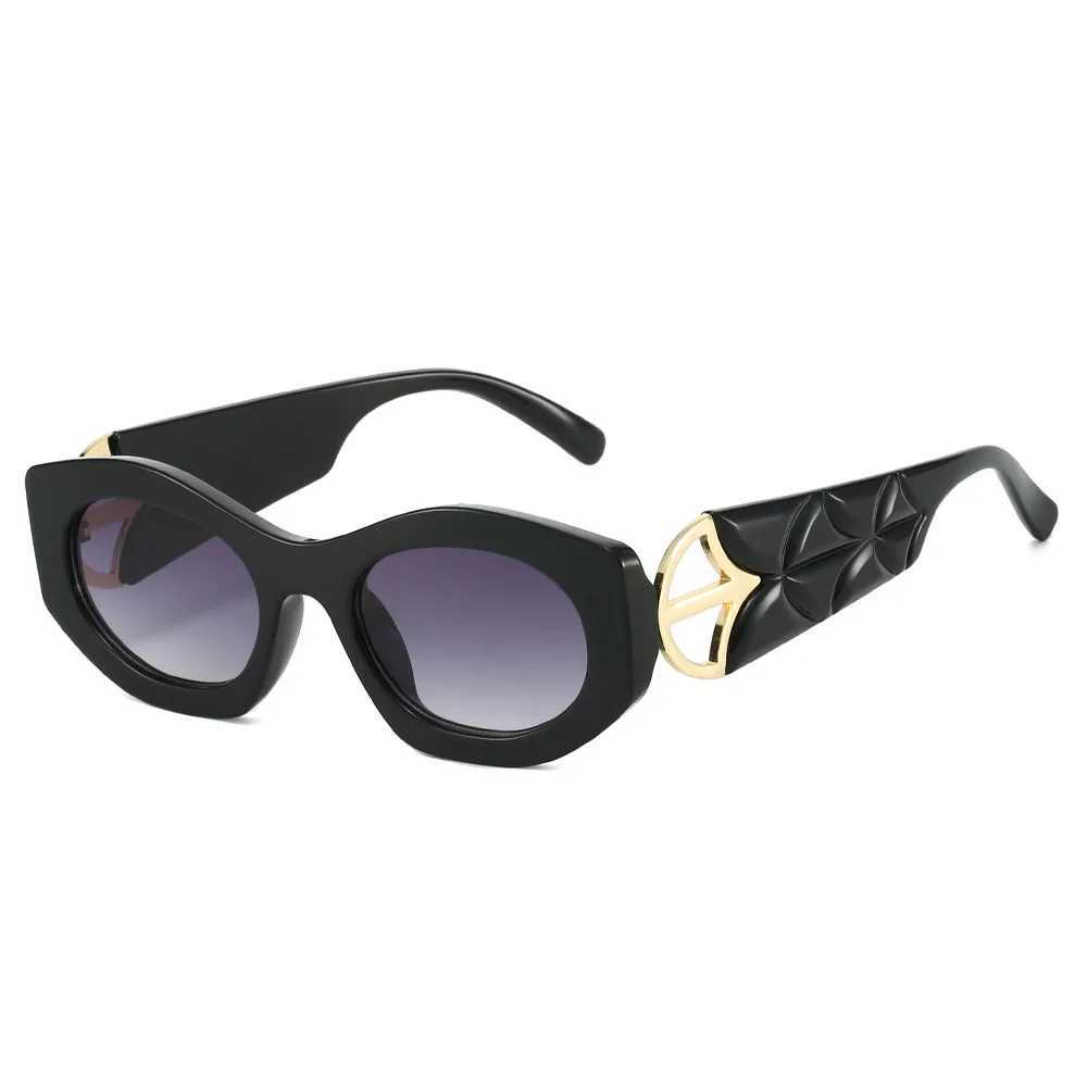 Fashion Square Oval Sunes Wan Brand Designer Irregar Vintage Sun es Fem Travel Retro Wen SunesW251023