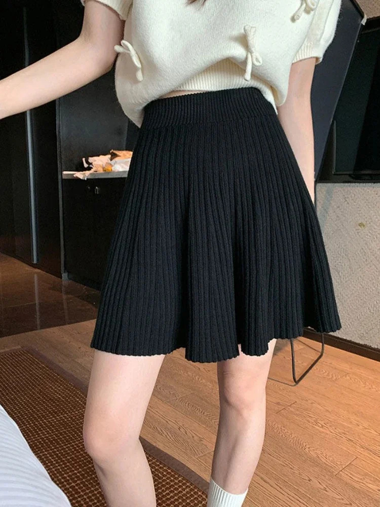 Womens High Waist ALine Pleated Skirt Knitted Half Elastic Solid Color Autumn Winter Fashion Versatile Mini 251022