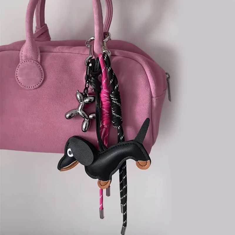 1pcs Cute Braided Rope Bag Pendant Highgrade Keychain Dachshund For Phone Bag Accessories Z251023