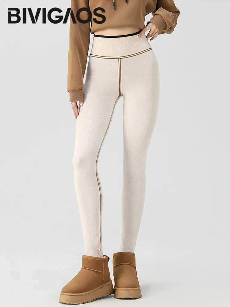 BIVIGAOS Autumn Winter Snowflake Velvet Warm Sharkskin Leggings Women Thick Tight Fitting Grid Fleece Slim Casual Sport LeggingsT251023