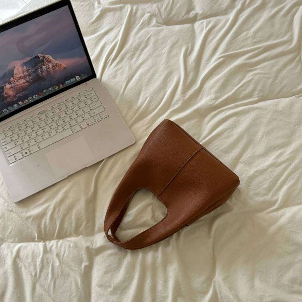 Fashion Tote Handbags Solid Pu Leather Bucket Bags Women Versatiel Commute Handle Pack Large Capacity Lady Leisure Composite Bag