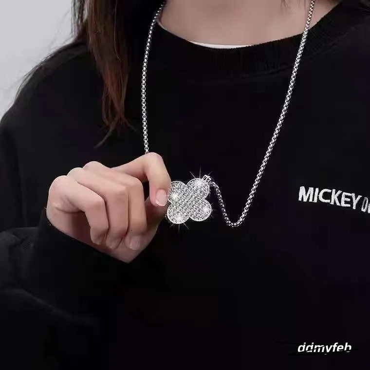 Elegant Four-Leaf Clover Pendant Necklace: Long Titanium Steel Sweater Chain For Women, Autumn & Winter Fashion Ddmyfeb
