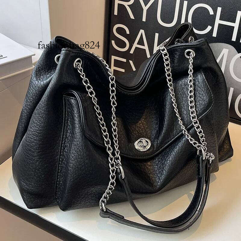 Female Large Black Tote Handbag Multi Pocket Ladies Metal Chain Shoulder Bag Soft Pu Leather Women's Serviceable Crossbody Bags