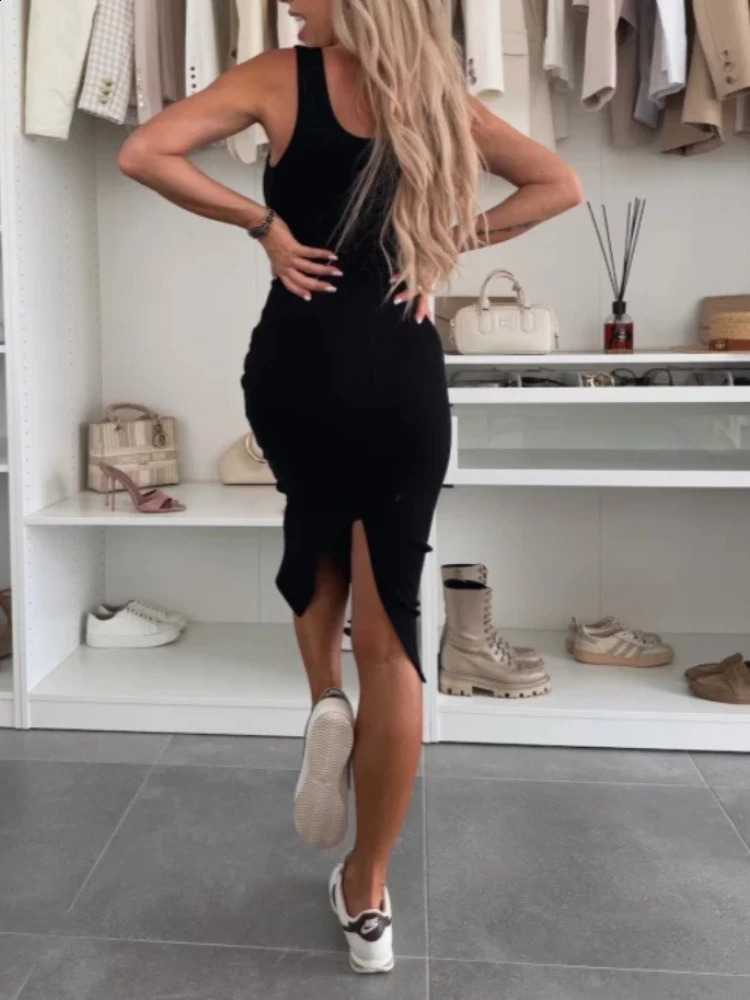 in Spring Summer Womens Collection Casual Suspender Dress Set Fashion Cardigan Jacket Tops Slim Long Skirt Twopiece Sets 251022