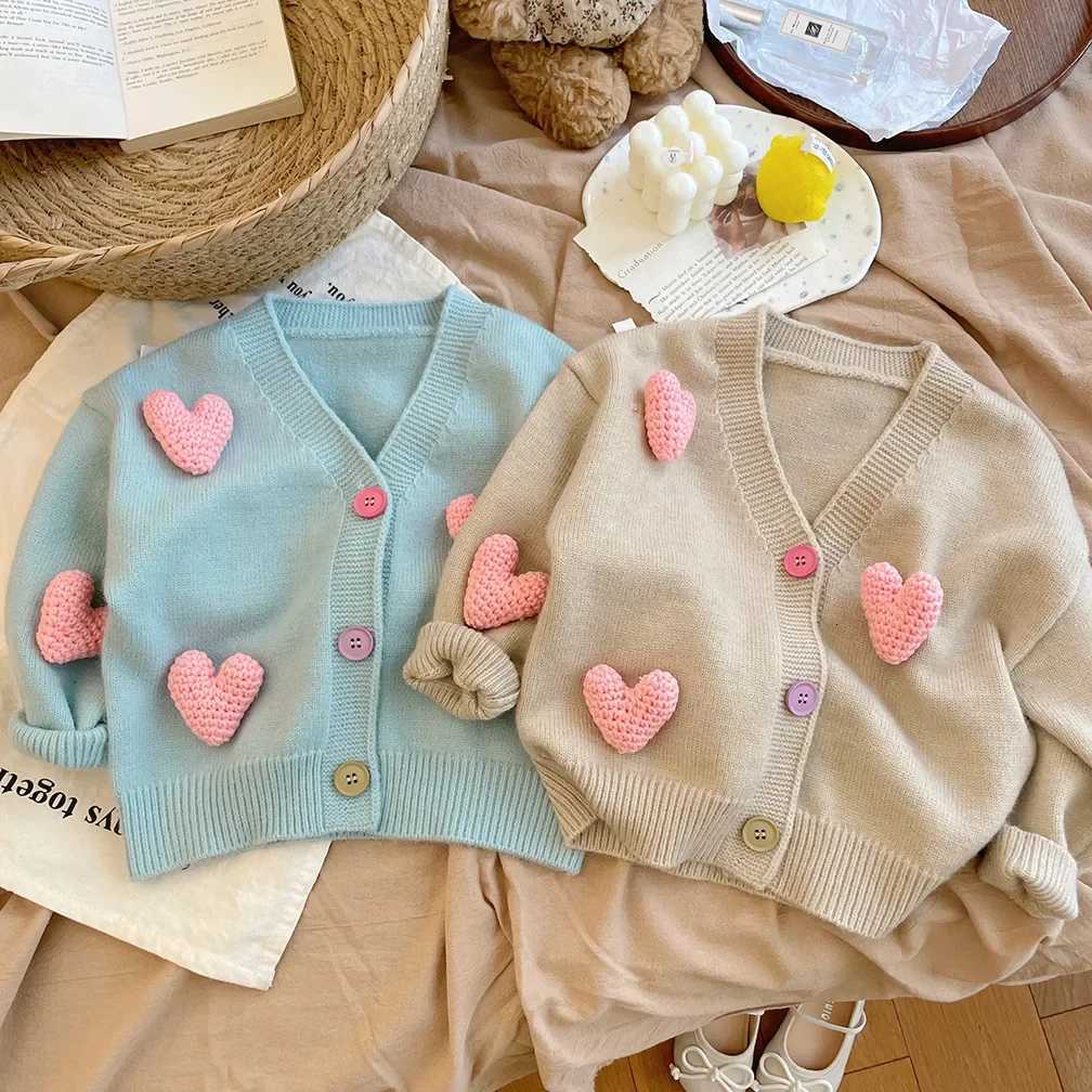 Childrens Sweaters Love Decorated Girls Knitted Cardigan Girls Winter Clothes Sweater Korean Style Toddler Girl Winter ClothesT251105