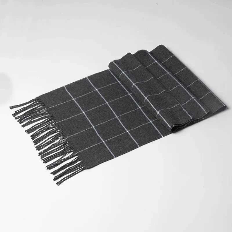 2023 New Winter Men Scarf Keep Warm Cashmere Scarves Casual Brand Designer Neckerchief Tassel Business Shawl Wrap J251113