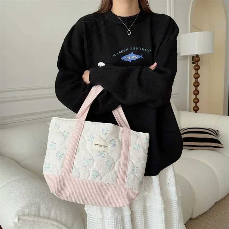 Sweet Floral Womens Bento Handbags Retro Patchwork Ladies Tote Shoulder Bags Retro Flower Female Storage Shopper Bag PurseL251023