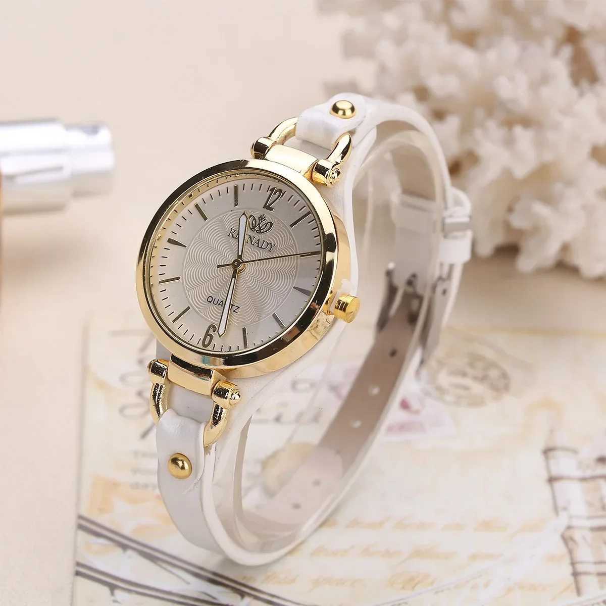2024 Quartz Watch Women PU Leather Thin Strap Wristwatch Ladies Watches Solid Color Fashion Women Gift Watch Relojes Para MujerL251023