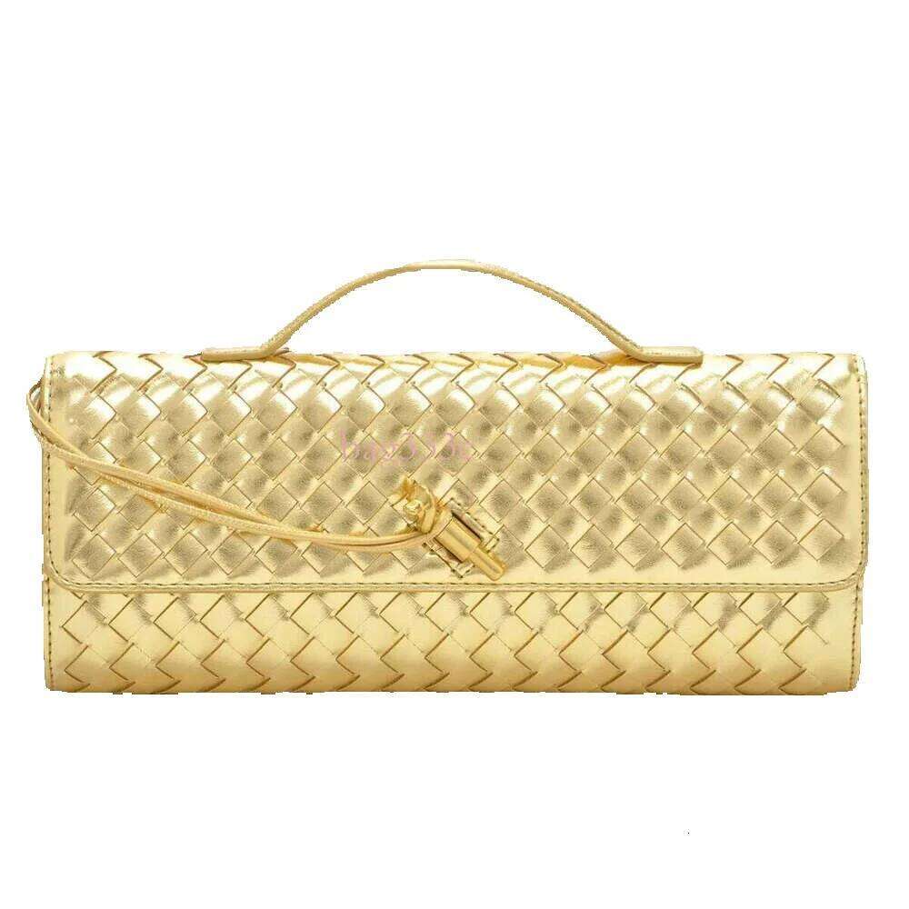 Handmade Woven Single Shoulder Organ Fashion Trend Baguette Simple Handheld Crossbody Bag
