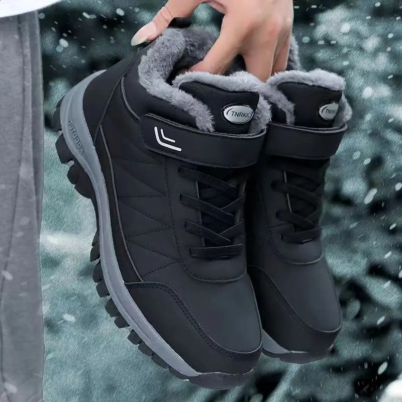 Winter velvet mens shoes Top Quality Casual Snow Boots Waterproof Warm Men boots Outdoor male Trekking Sneaker Botas Zapatos 251021