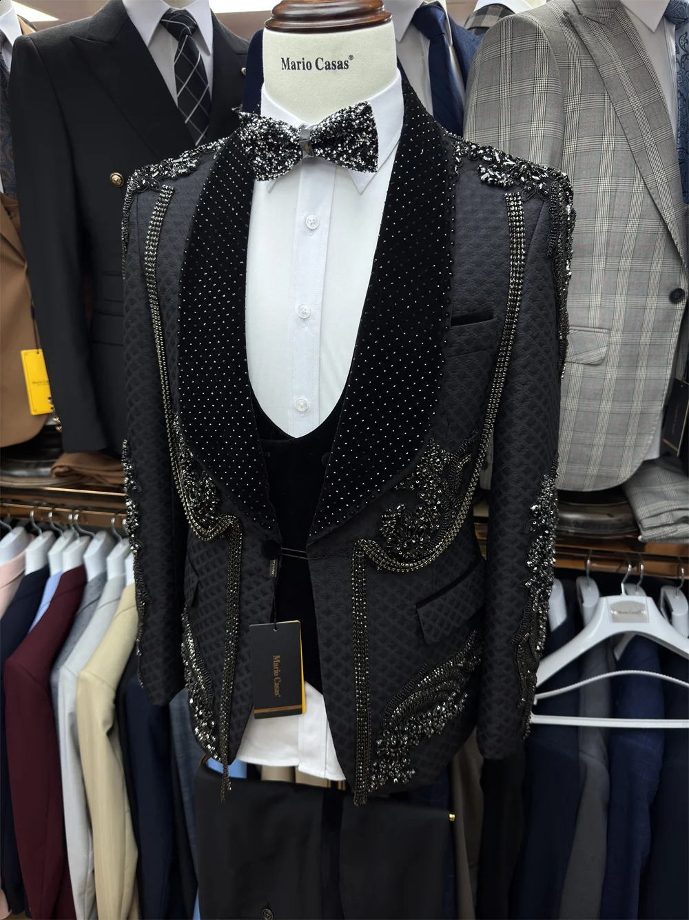 Celebrity Black Elegant Mens Suit Single Breasted Handsome Formal Banquet Luxurious Jacket Vest Pants Groom Wear 251023