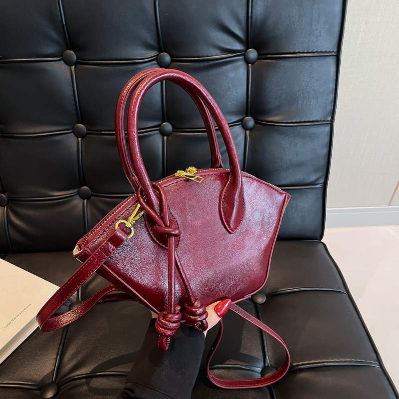 Luxury Brand Designer Bag Fashion Women 2025 Simple Office Small Tote Bag Autumn New Exquisite Handheld Crossbody Basket Bucket Bag