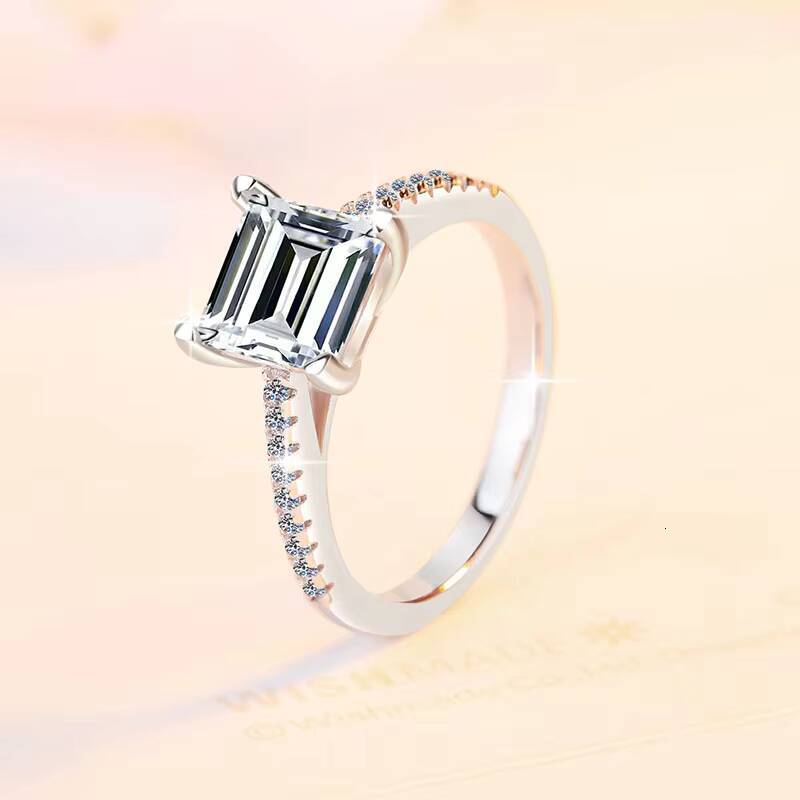 Fine Jewel Designer Luxury Love Engagement Emerald Wedding Party Gift S925 Sterling Silver VVS1 Moissanite Ring of Woman Ladies