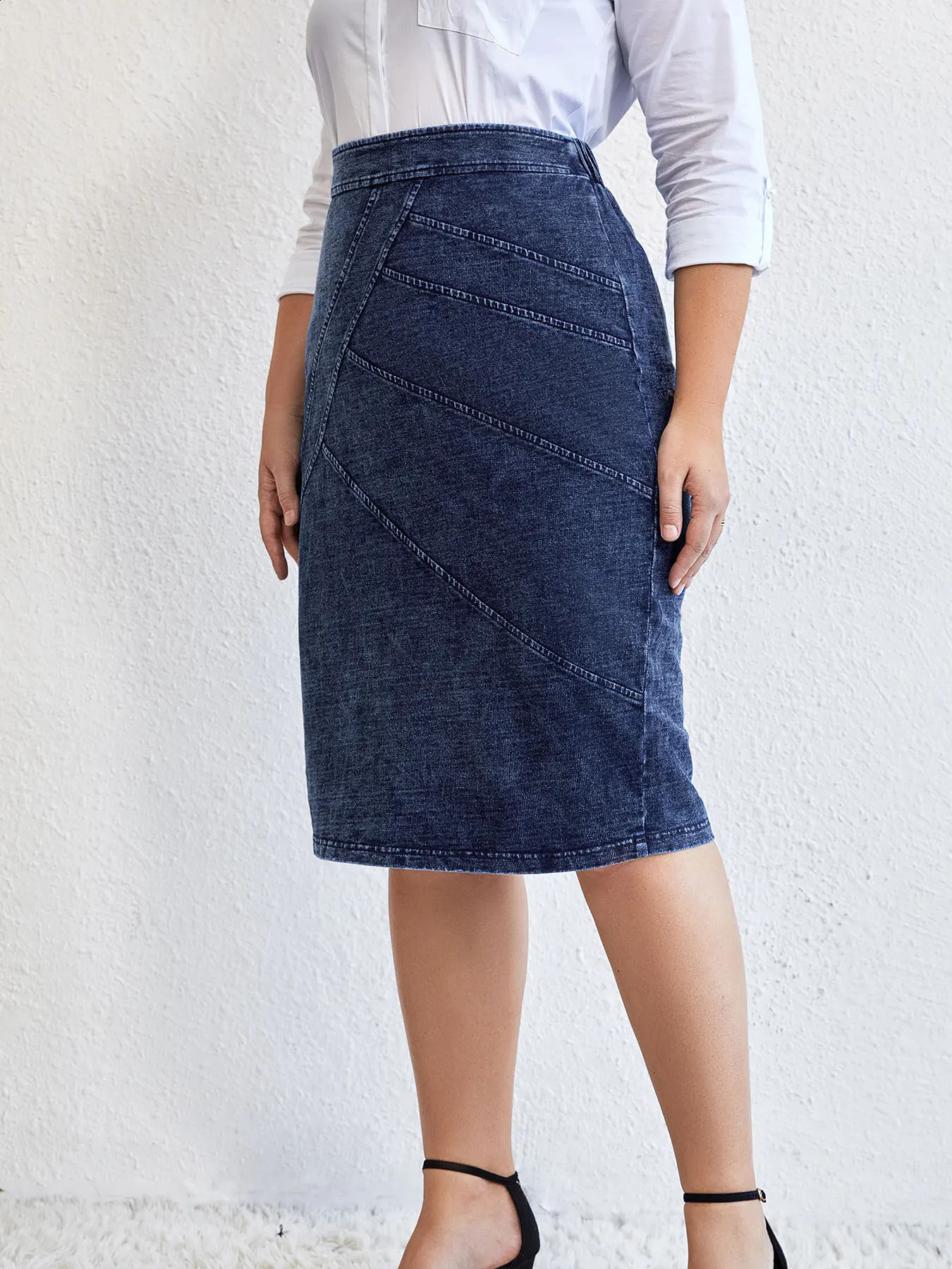 Women Plus Size Knitted Spring And Autumn Denim Fashion Skirt 251022